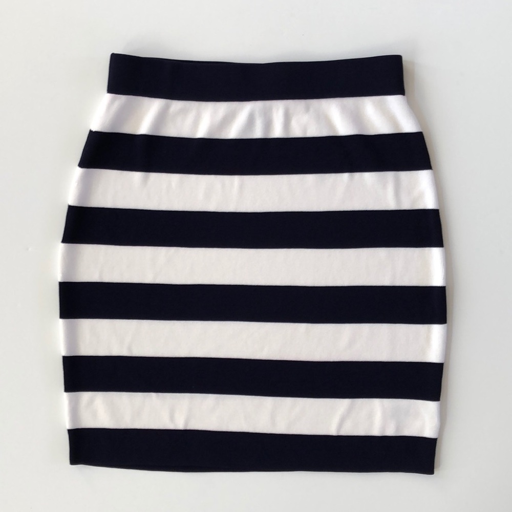 Theory Kendine Dasher striped skirt